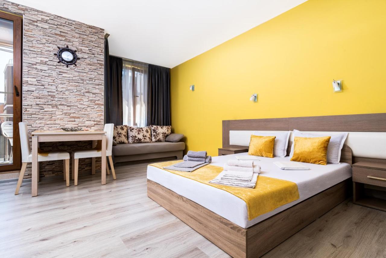 Modern Studios - Meters Away From The Beach Pomorie Exterior photo