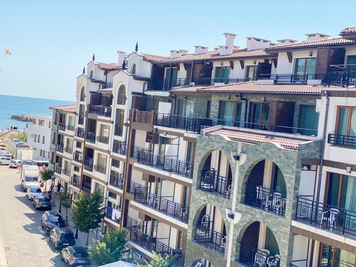 Modern Studios - Meters Away From The Beach Pomorie Exterior photo